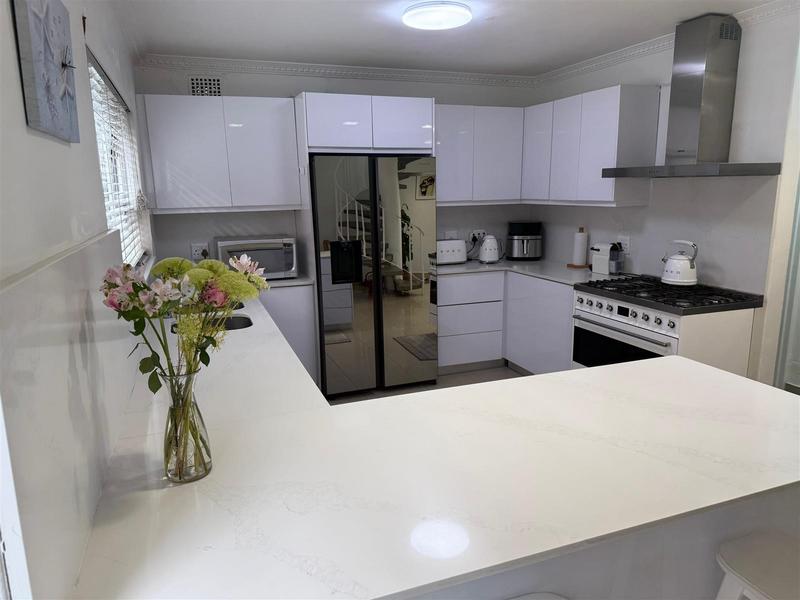 4 Bedroom Property for Sale in Mitchells Plain Central Western Cape